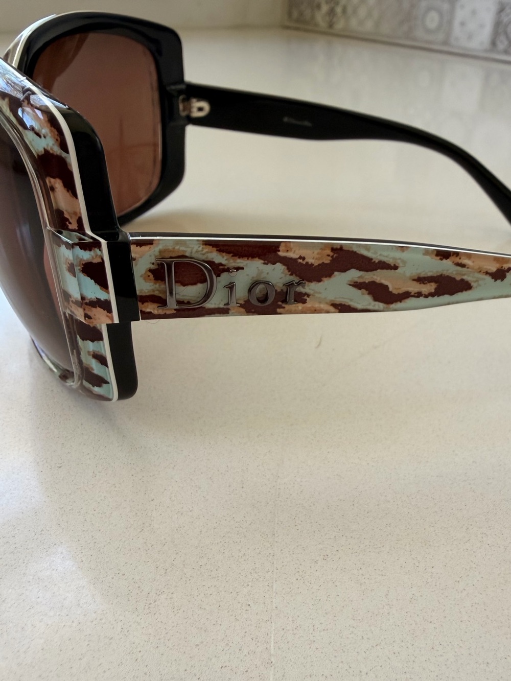 Christian-dior Women's multi Sunglasses - Picture 4 of 7